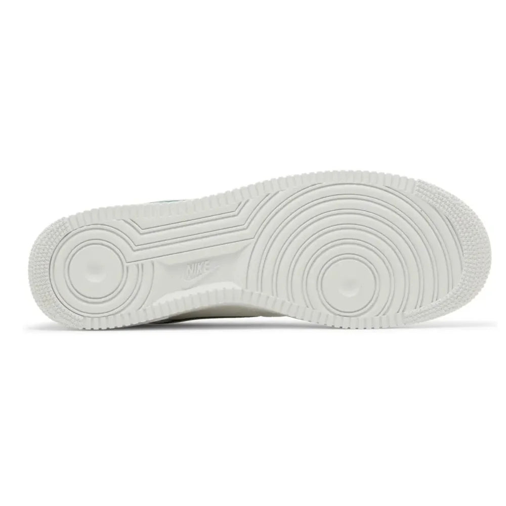 Nike Air Force 1 Low Resort and Sport