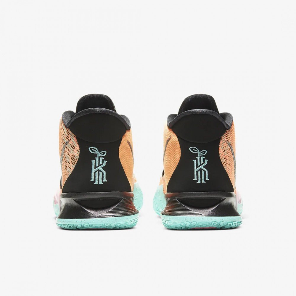 Kyrie 7 Play for the Future