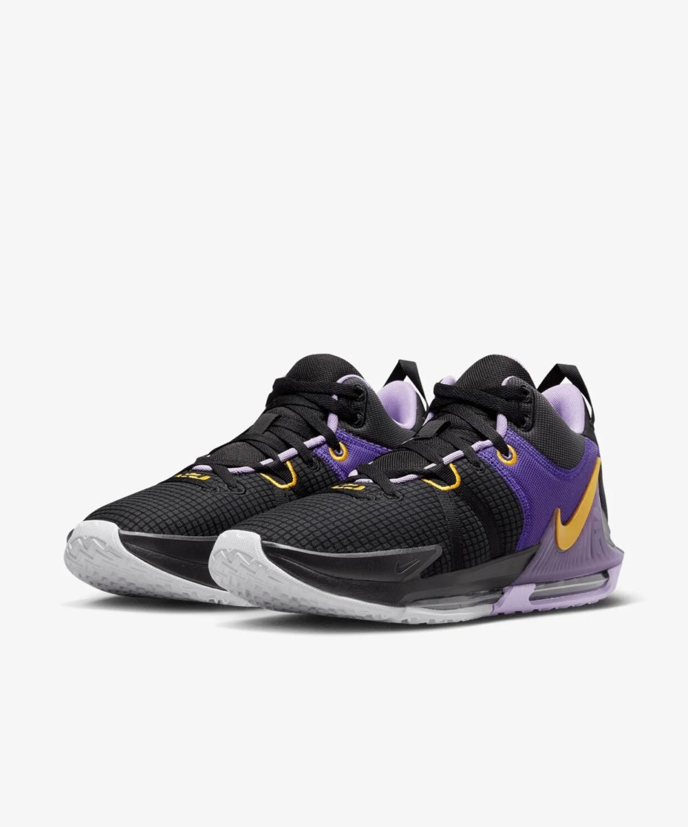 Nike Lebron Witness VII