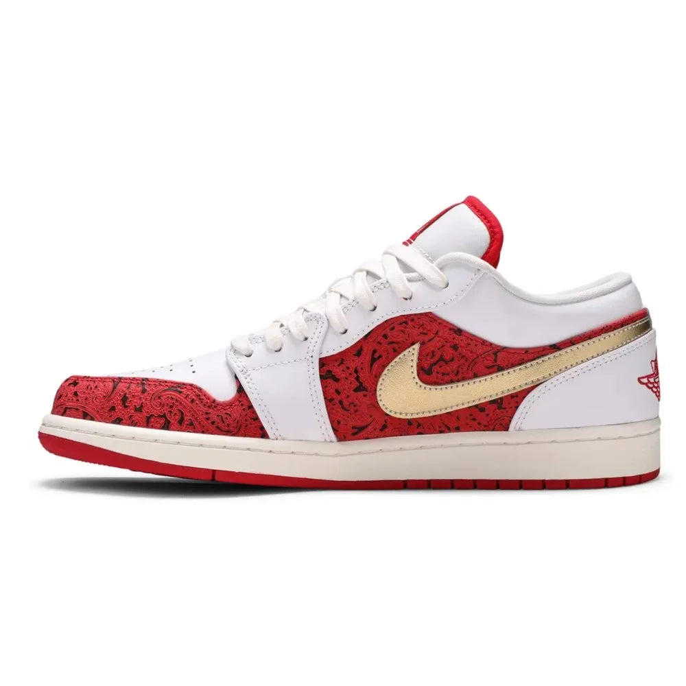 Jordan 1 Low Spades