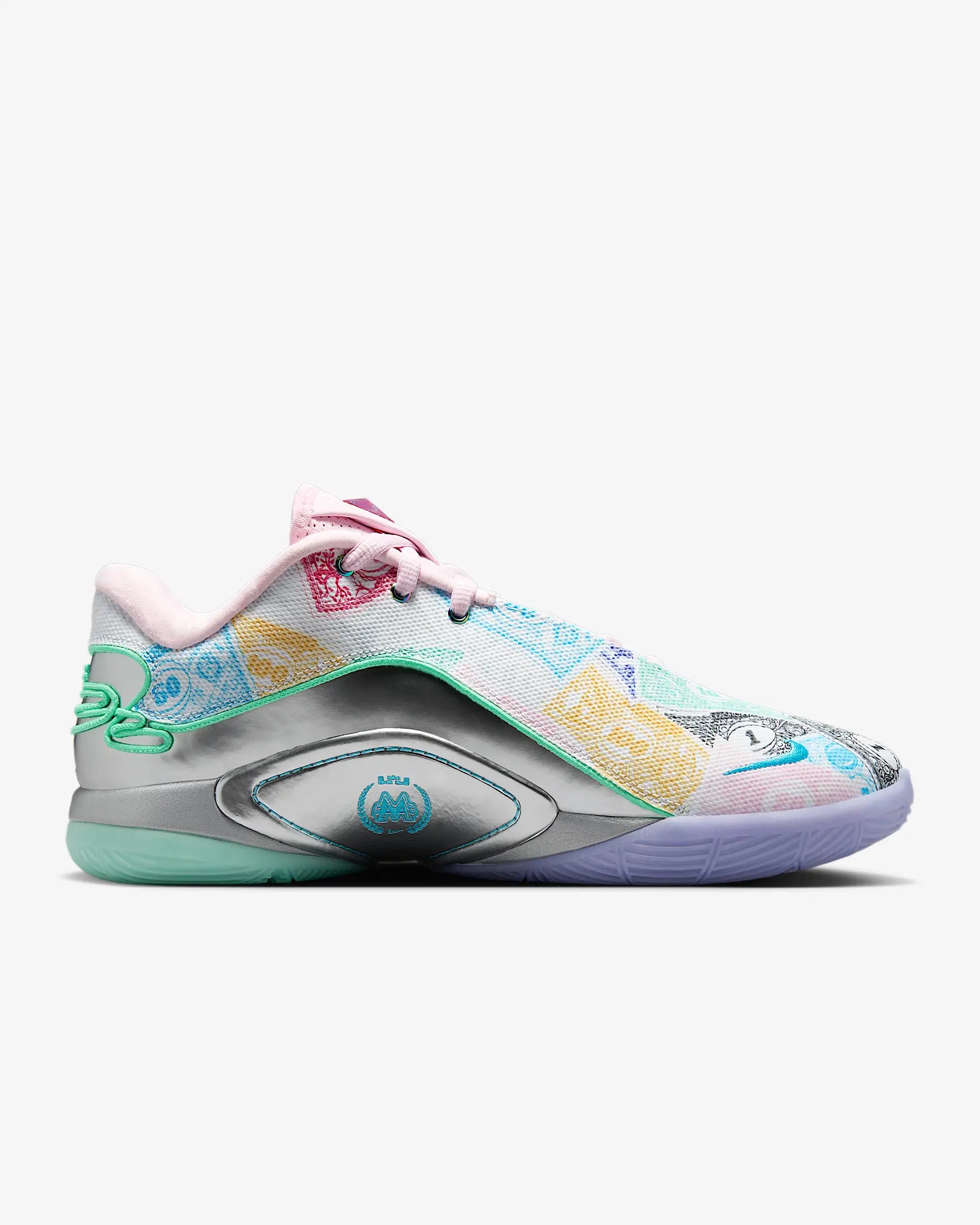Nike LeBron XXII “Currency”