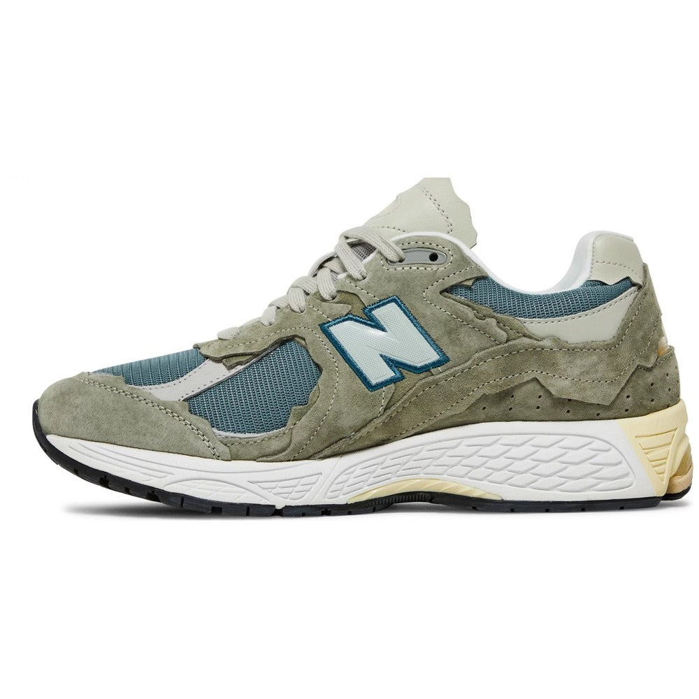 New Balance 2002R Protection Pack Mirage Grey