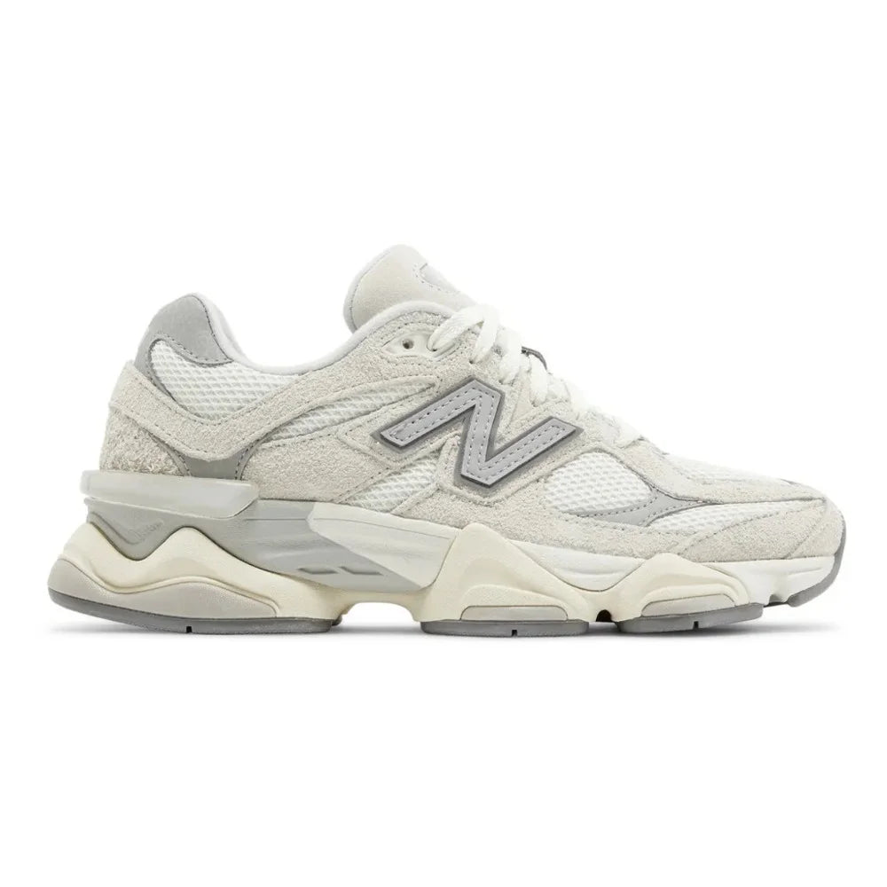 New Balance 9060 Moonbeam Sea Salt