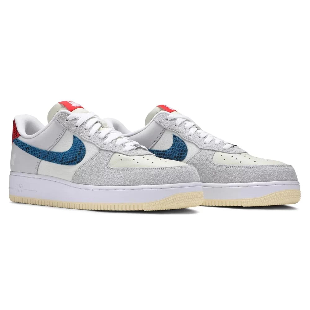 Nike Air Force 1 Low SP Undefeated 5 On It Dunk vs AF1