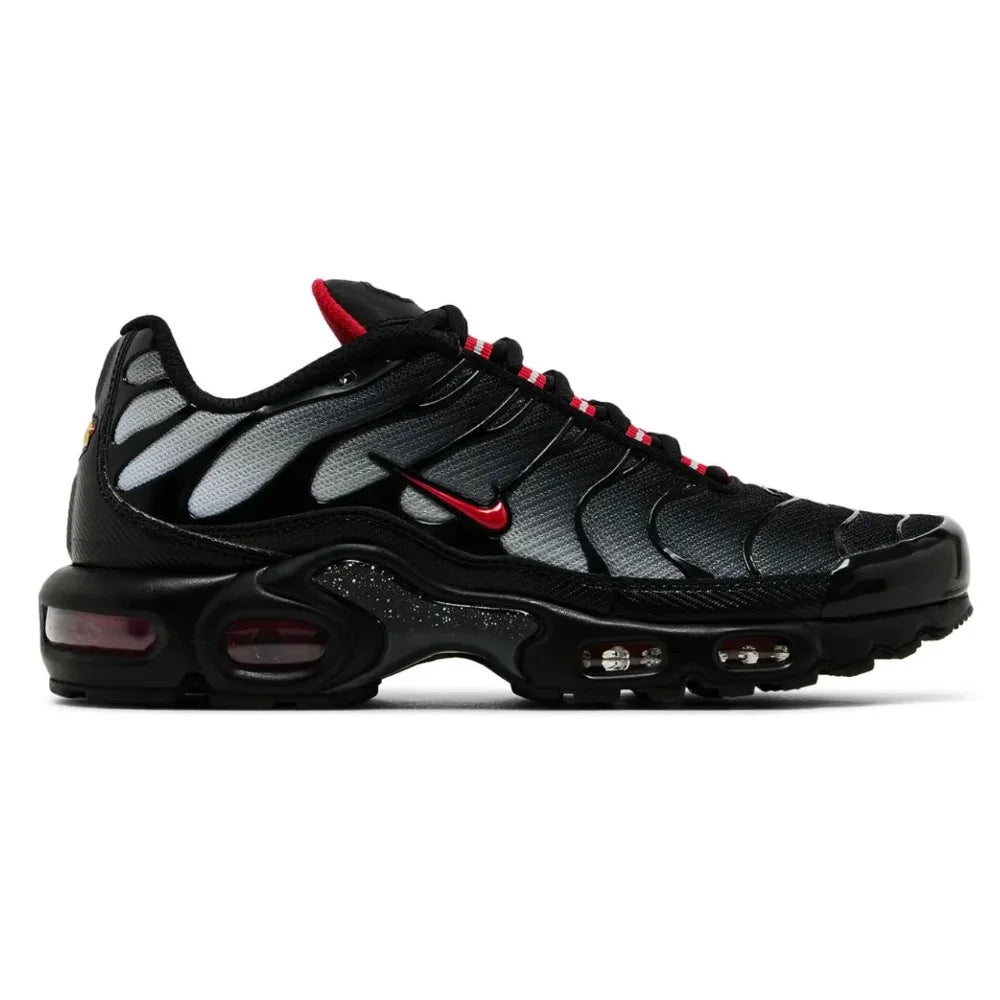 Nike Air Max Plus Black Gradient Red